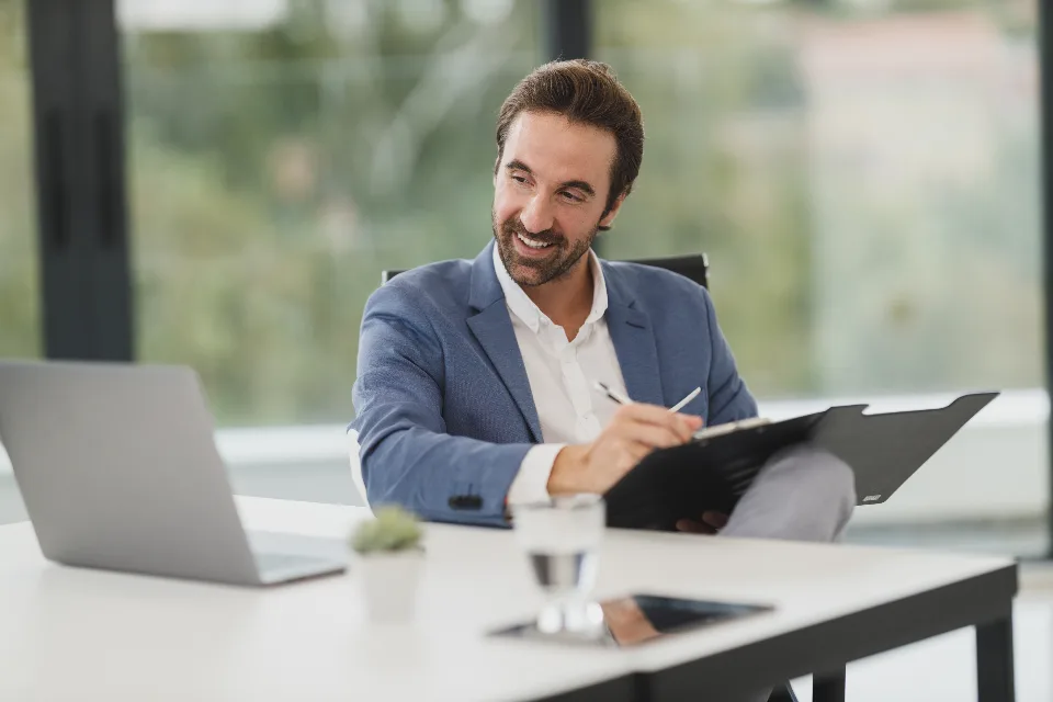 Business Man. Document classes that make up a business acumen toolkit