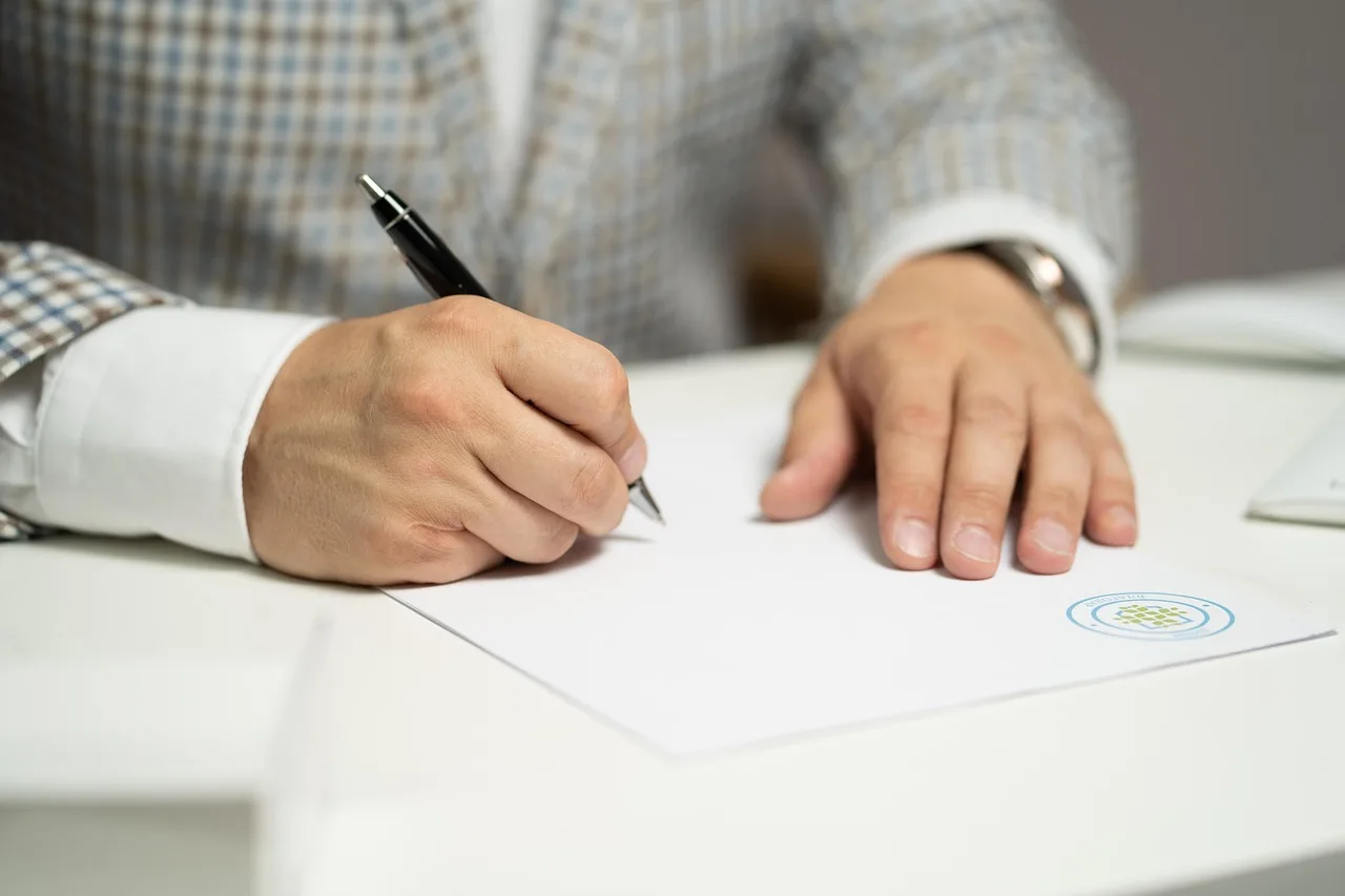 man, sign, paper, write, document, contract, signing, agreement, signature, signing document, signing contract, signing paper, sign, contract, contract, contract, contract, contract, signing, agreement, signature, signature. Business quotes checklist, from first line to sign-off