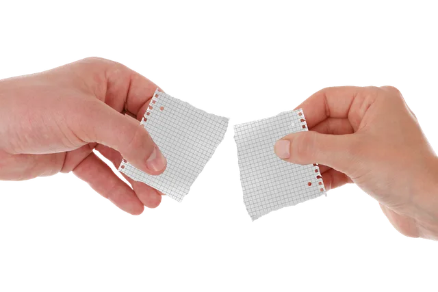 per, contra, on the other hand, for this, weigh up, to compare, decision, arrows, red, think. Decision skills fields compared: statement, constraints, criteria and reversibility